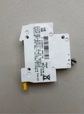 Interruttore Sezionatore Schneider isw 2P 32A 1 mo
