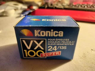 Película Konica VX 100 24/135