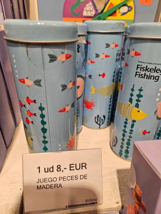 Gioco di pesci in legno