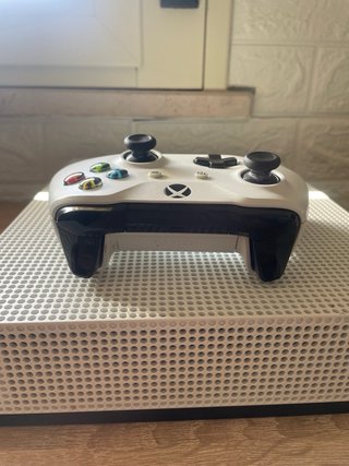 Xbox One S Bianca