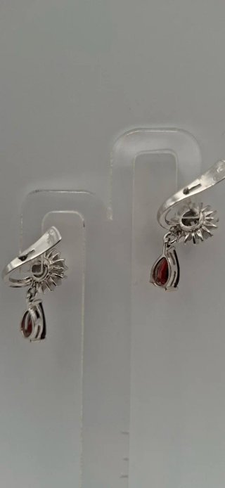 Pendientes Oro Blanco 18k Diamantes y Granates