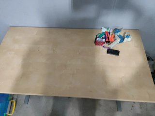 Mesa de oficina madera y metal