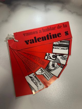 Máquina de escribir Olivetti Valentine Roja