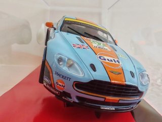 Scalextric Aston Martin Vantage "Gulf"