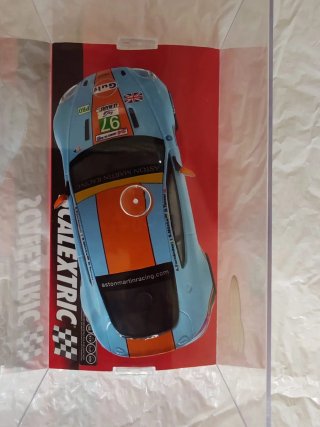 Scalextric Aston Martin Vantage "Gulf"