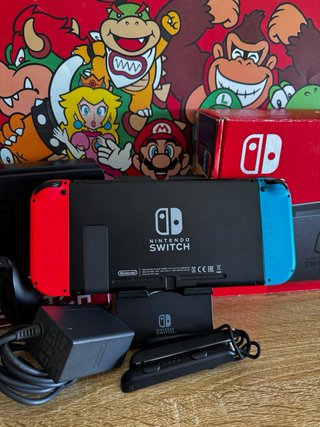 Nintendo Switch Como Nueva, caja + accesorios