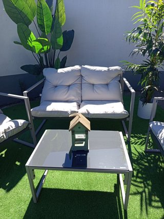 ¡CHOLLO TERRAZA! Conjunto (Sofá + Mesa + 2 Sillas)