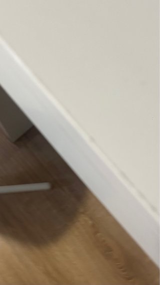 Escritorio y silla Ikea blancos