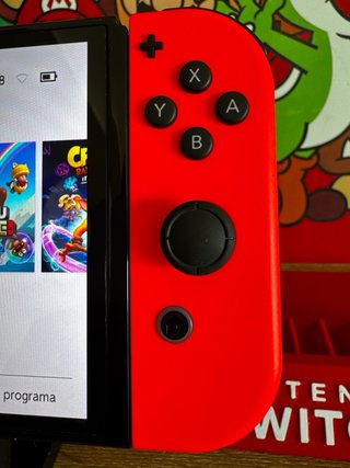 Nintendo Switch OLED 2023 Como nueva + accesorios