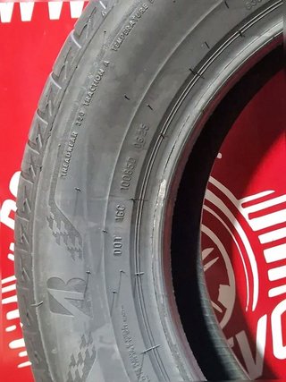 [R. 2034] - 225 65 17 102V Bridgestone