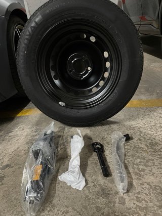 Rueda repuesto 145/90/16 Uniroyal sin estrenar