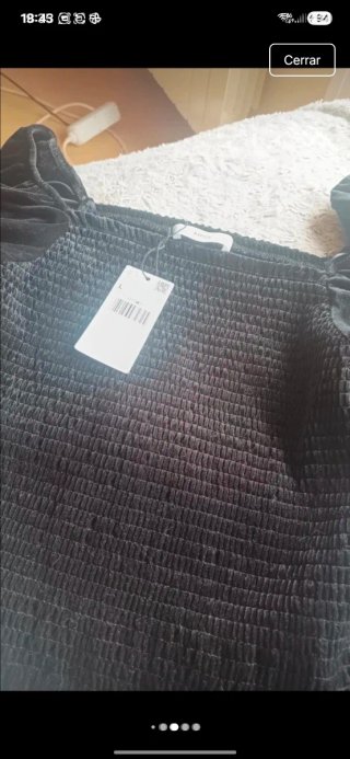 Top terciopelo Mango negro elástico.Con etiquetas