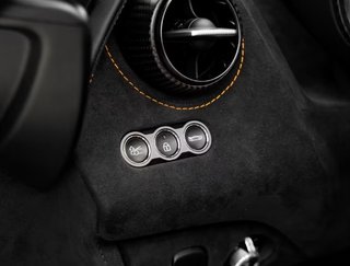 McLaren 750S TRIPLE CORONA  750S TRIPLE CORONA