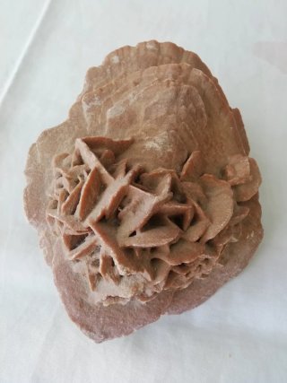 Rosa del desierto mineral
