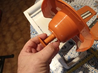 Mandolina con salvamano