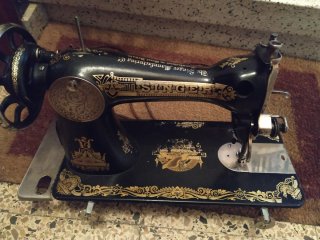 Máquina de coser Singer antigua