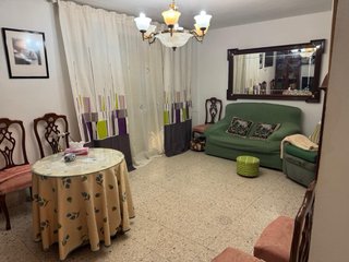 Particular alquila piso jaen estudiantes
