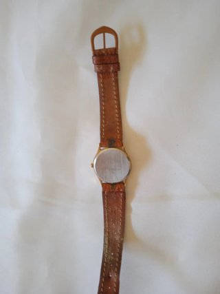 Reloj Lotus Pulsera Cuarzo Dorado Marrón