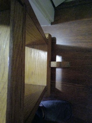 Estantería de madera