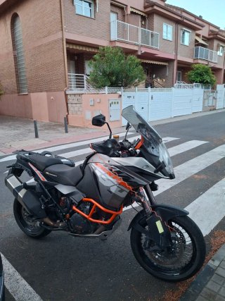 KTM 1190 Adventure Negra/Naranja