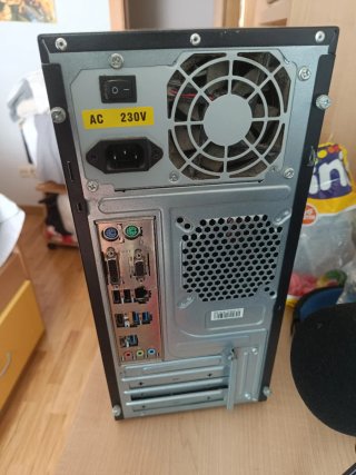 PC Sobremesa Negro/Plata