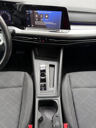 Volkswagen Golf 2021