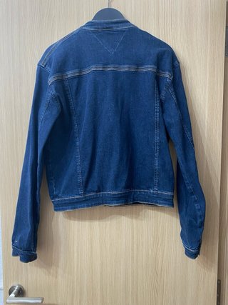 Chaqueta Vaquera Tommy Hilfiger Talla L poco uso