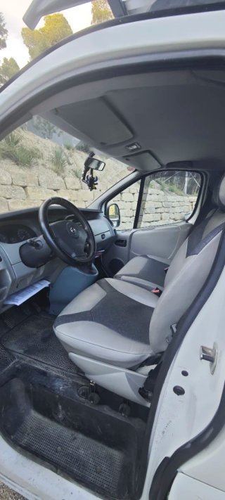 Opel Vivaro 2005