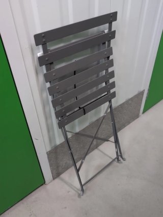 Silla metálica plegable gris