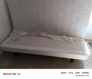 Colchón y base blanco casi nuevo