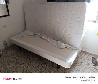 Colchón y base blanco casi nuevo