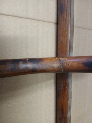 Perchero de madera antiguo