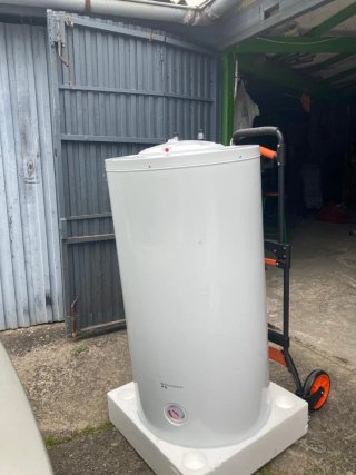 Termo Eléctrico 140L Nuevo