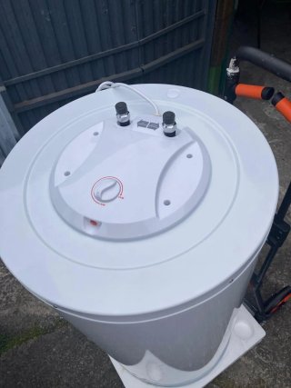 Termo Eléctrico 140L Nuevo