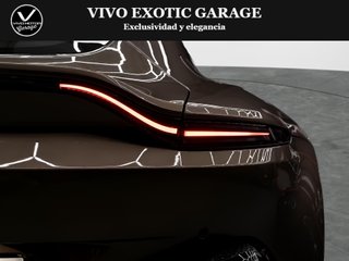 Aston Martin Vantage 4.0 V8