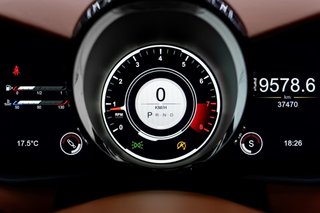 Aston Martin Vantage 4.0 V8