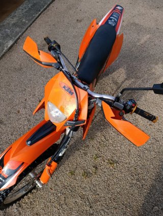 KTM 125 EXC Enduro/Motocross Moto