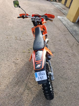 KTM 125 EXC Enduro/Motocross Moto