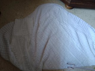 Toquilla blanca de punto En buen uso casi nueva