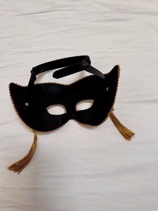 Lote 2 Maschere di Carnevale e 3 Antifaccia