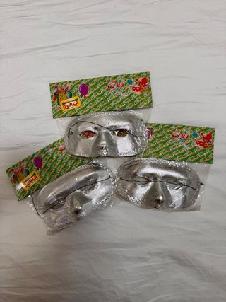Lote 2 Maschere di Carnevale e 3 Antifaccia