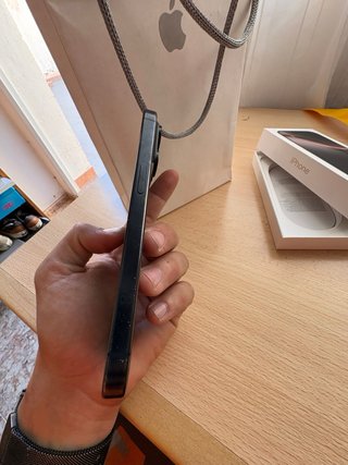 iPhone 15 Pro 256GB - Cristal trasero roto