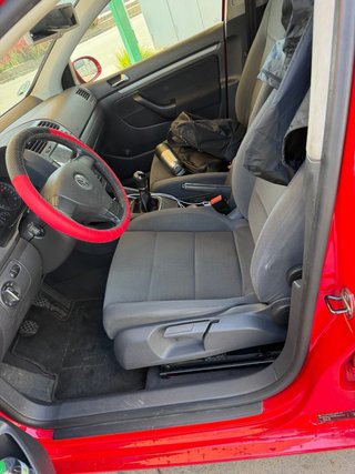 Volkswagen Golf 2004
