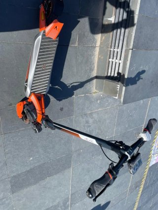 Patinete Eléctrico Naranja