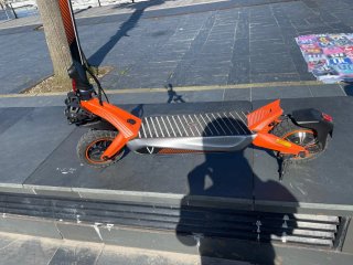 Patinete Eléctrico Naranja