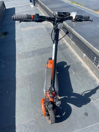 Patinete Eléctrico Naranja