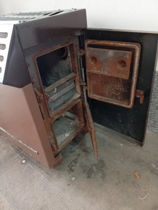 Estufa de leña de fundición