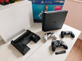 PS4 Slim 500GB Console