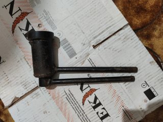 Llave contratuerca