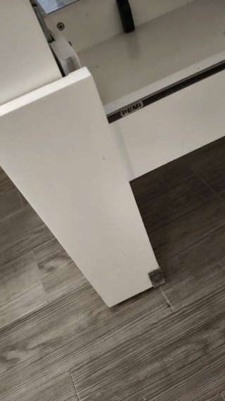 Mesa elevable Pemi blanca